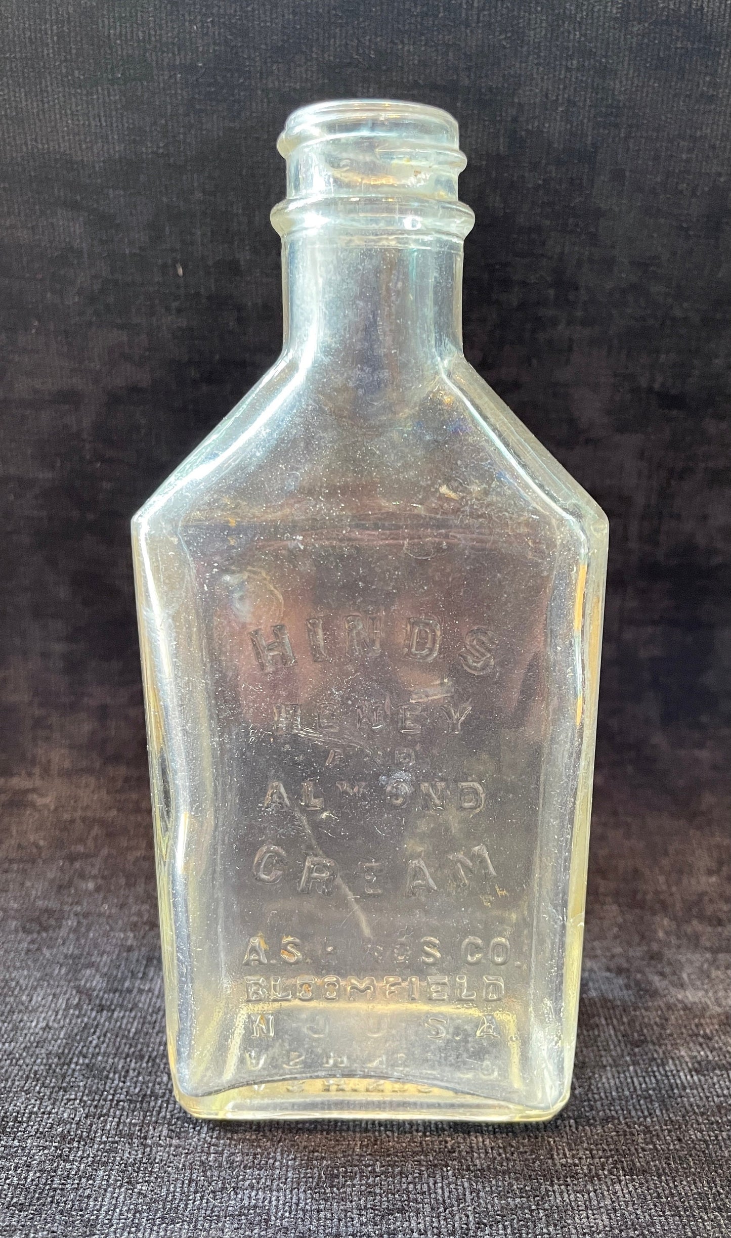 Bloomfield, New Jersey Hinds Honey and Almond Cream Bottle