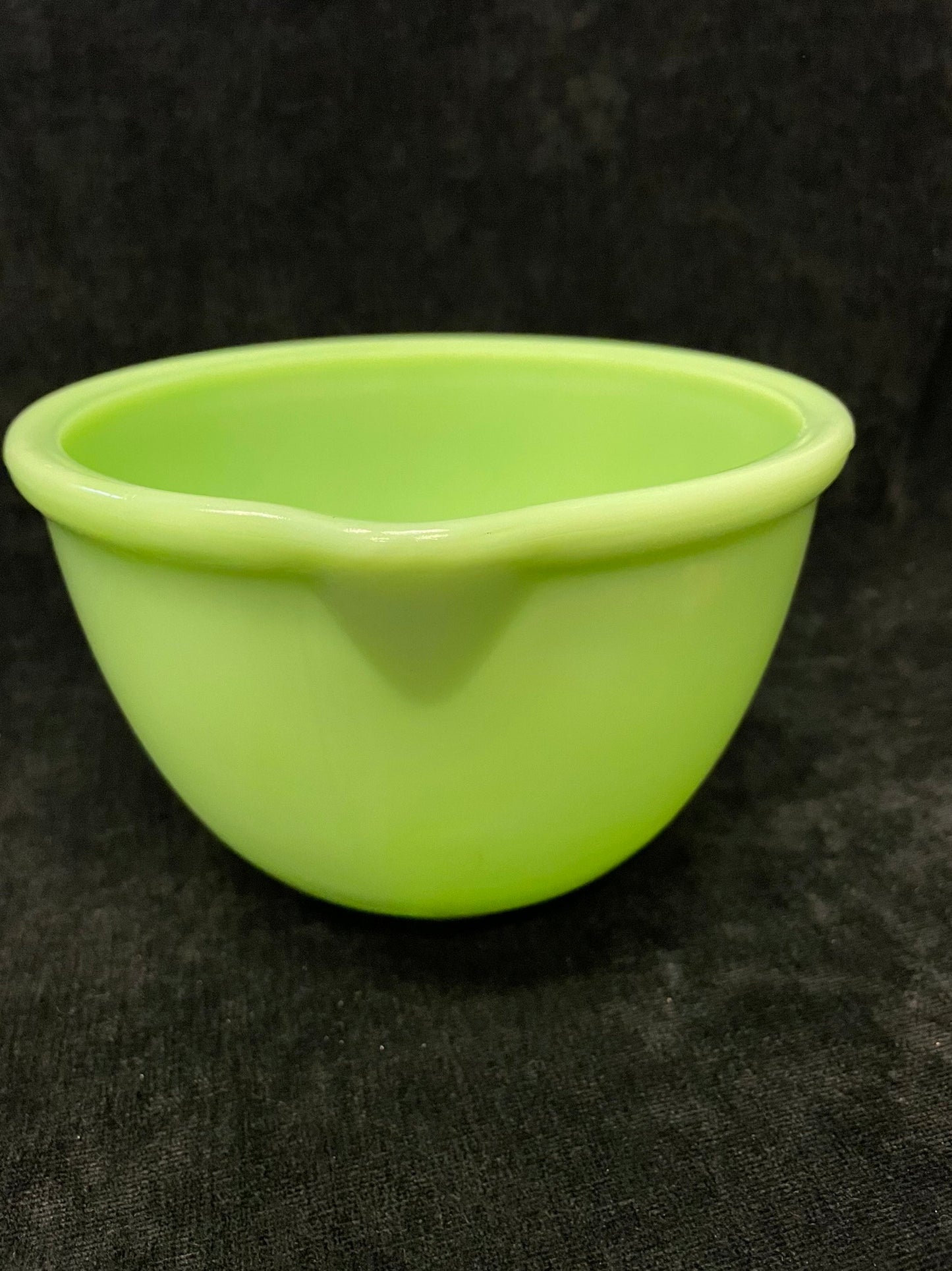 Jadeite McKee Glass Kitchenware Mixing Bowl With Spout