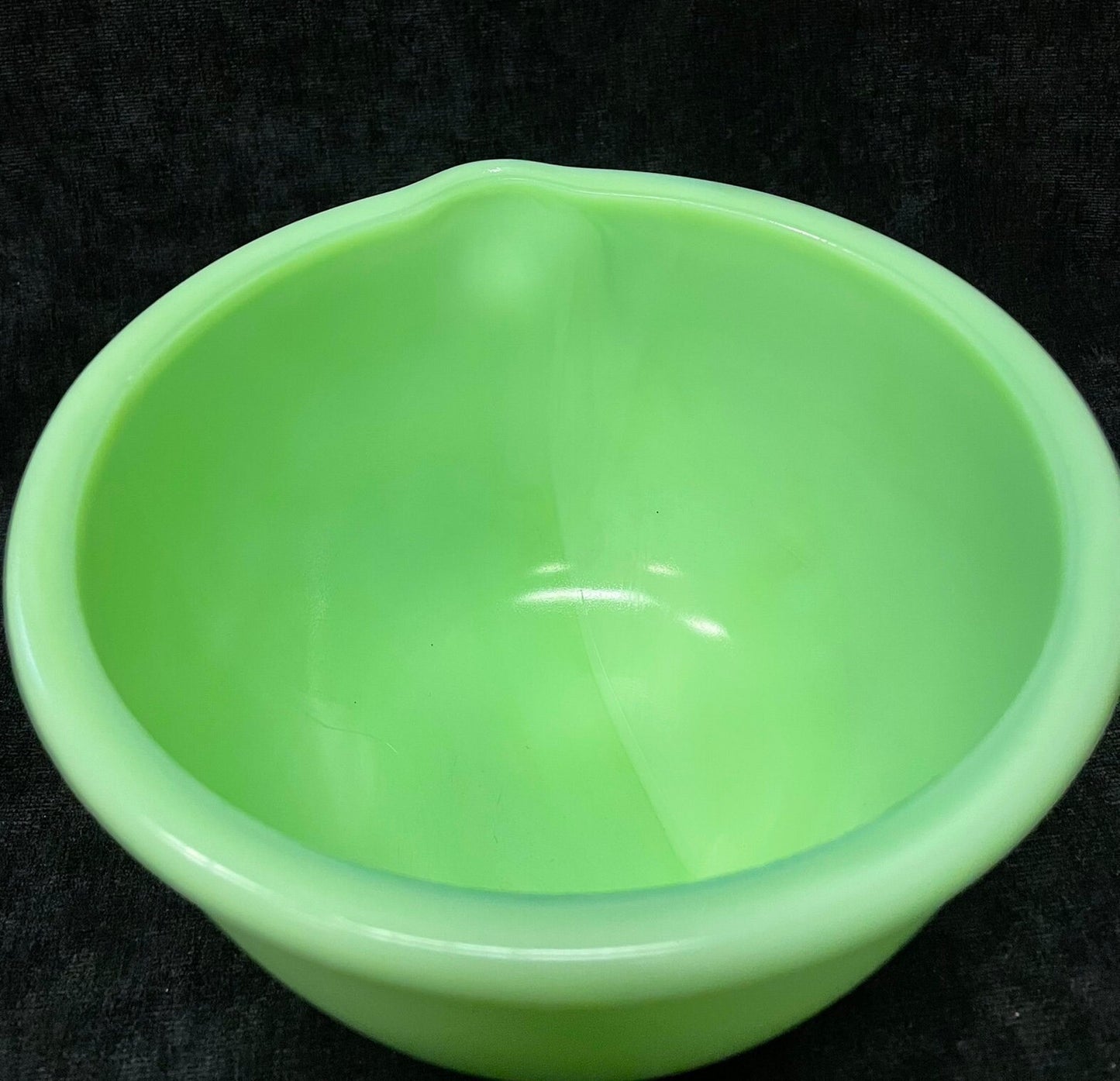 Jadeite McKee Glass Kitchenware Mixing Bowl With Spout