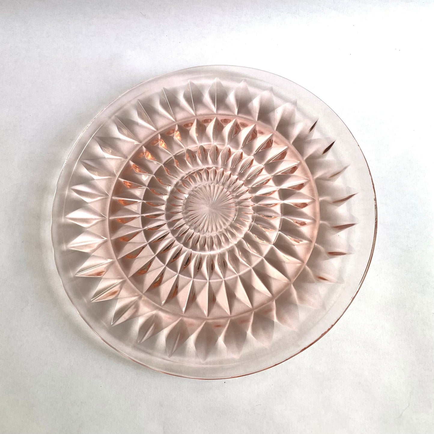 Jeannette Glass Co - Pink Windsor Diamond - Pink Depression Glass - 9" Dinner Plate