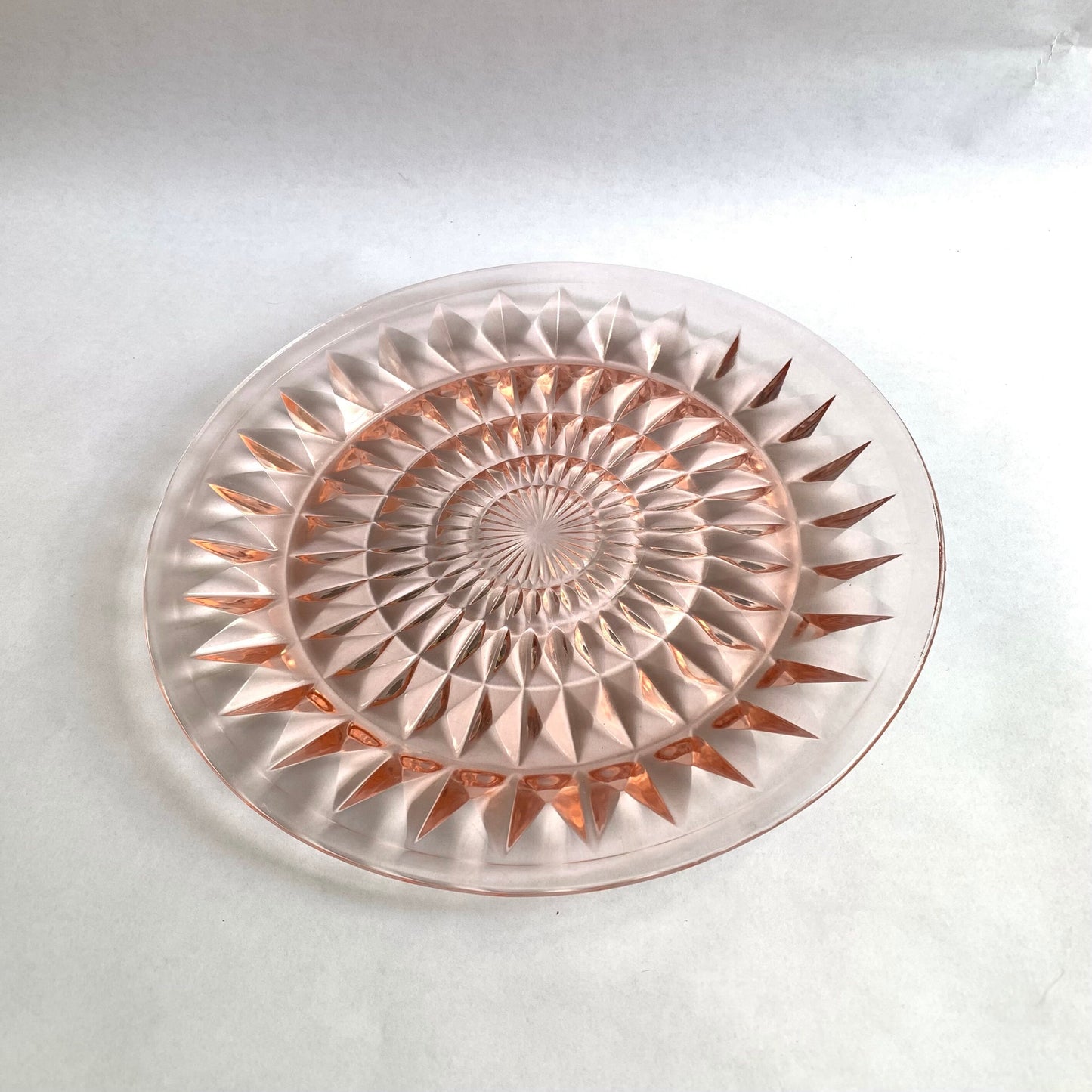 Jeannette Glass Co - Pink Windsor Diamond - Pink Depression Glass - 9" Dinner Plate