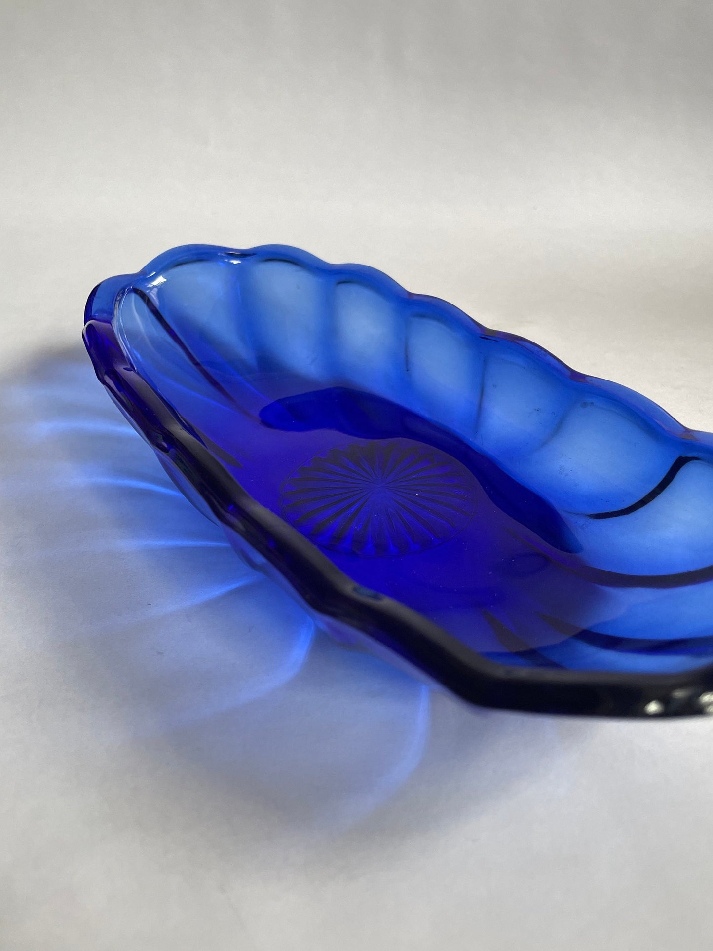 Banana Split Ice Cream Boats in Cobalt Blue Glass by Anchor Hocking - 4 available - SOLD INDIVIDUALLY - Candy dishes in Cobalt Blue