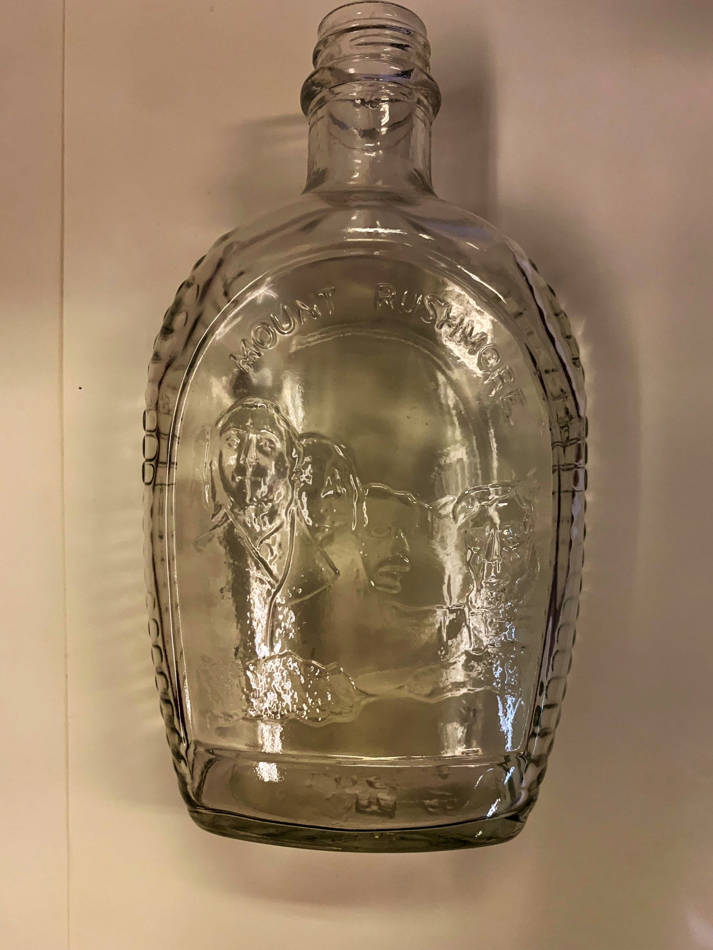 1776 -1976 Log Cabin Maple Syrup Mount Rushmore Bicentennial Bottle