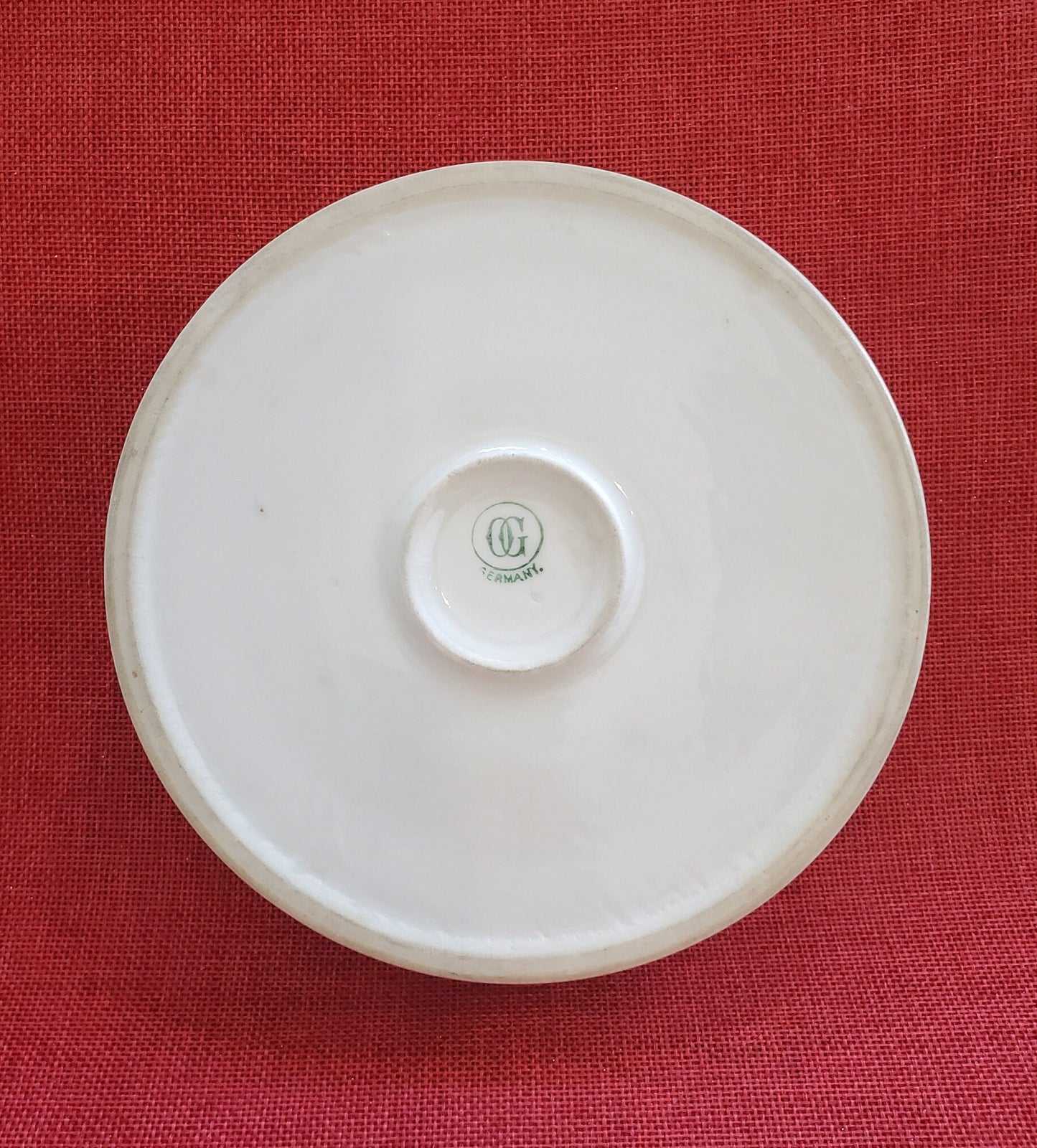 Googlie eyed Children on  Baby Dish, Marked OG Germany. Early 1900s