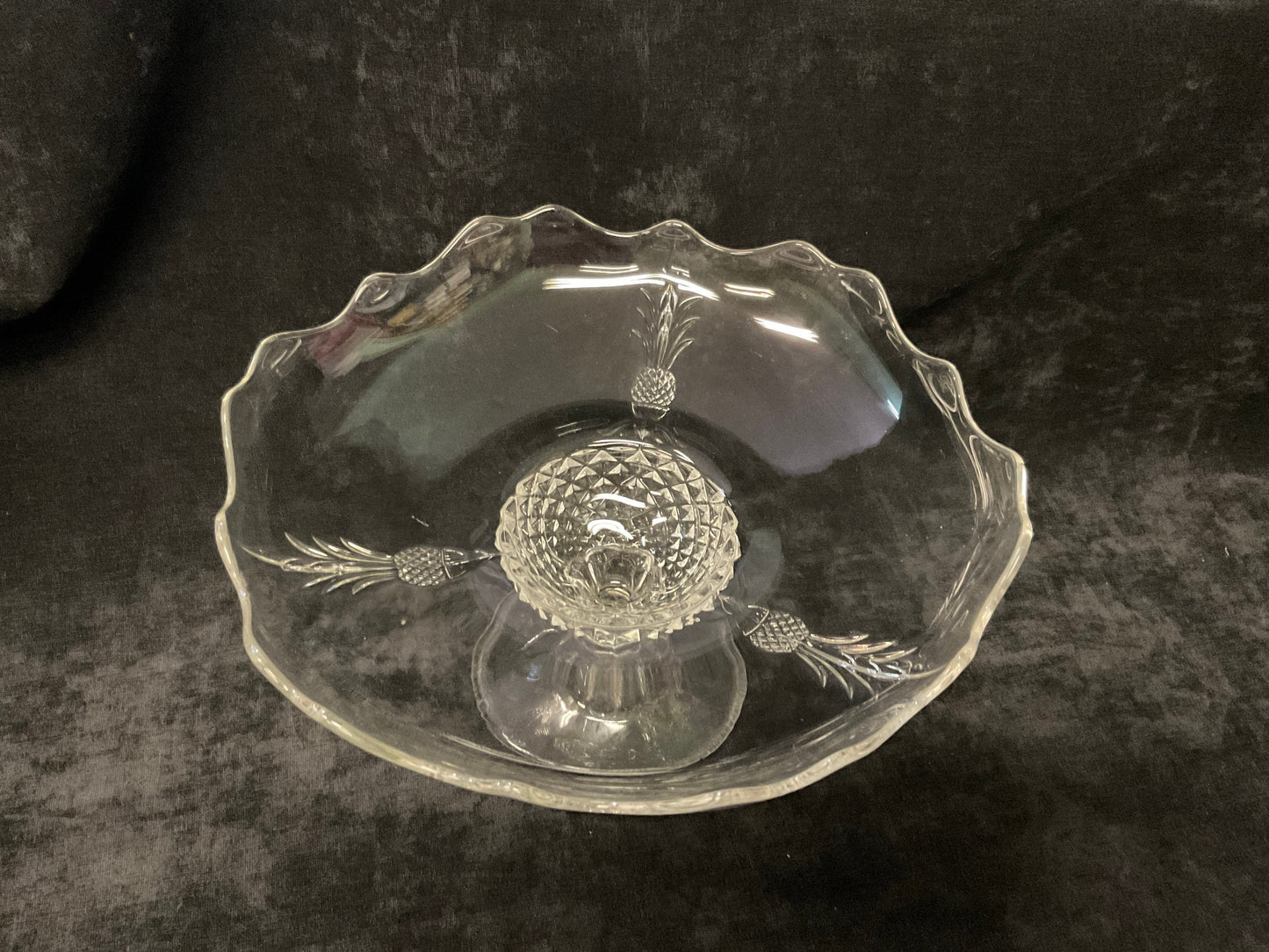 A.H. Heisey Garden Bowl in Pineapple Plantation