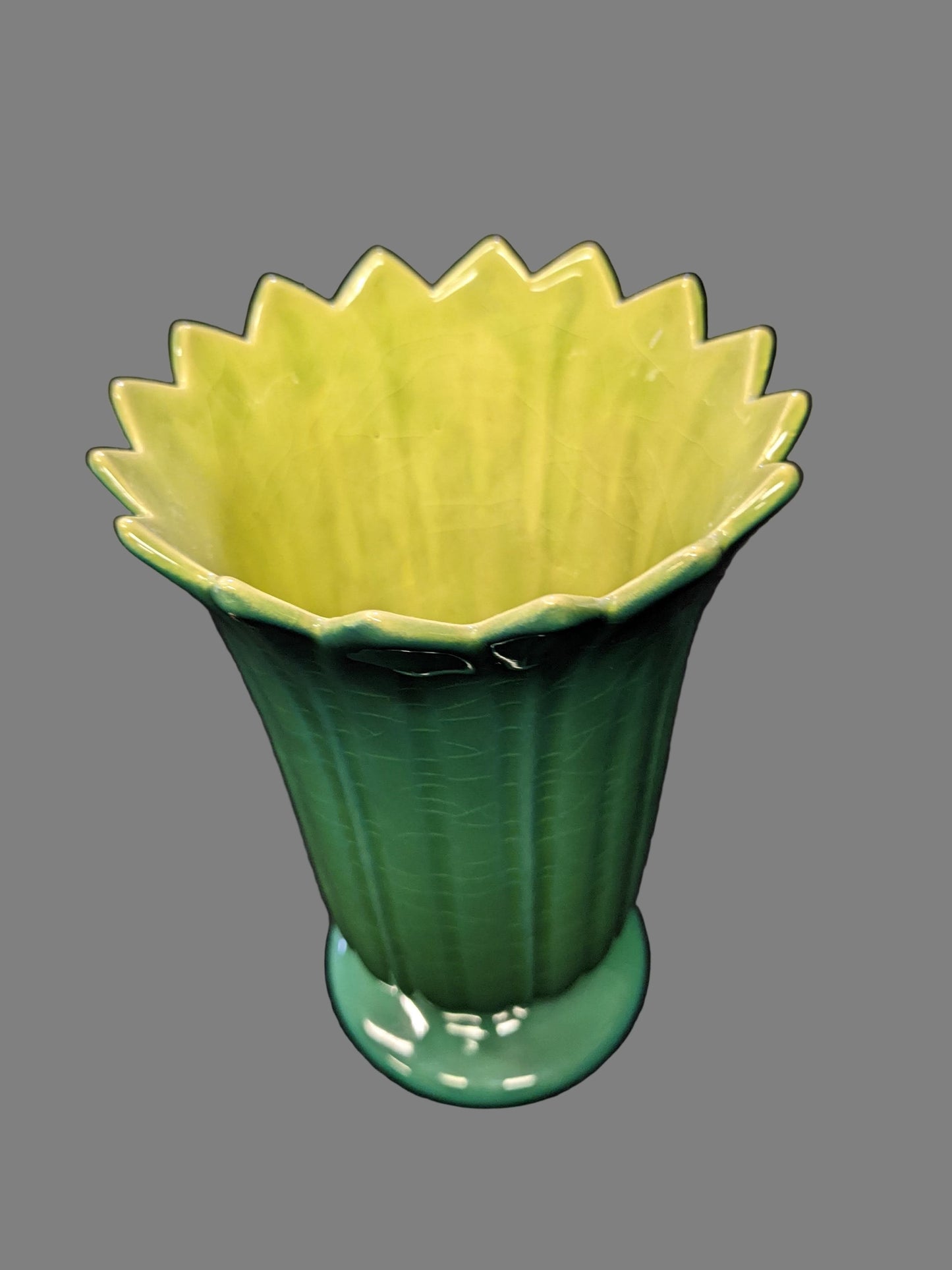 RARE Roseville Mayfair Saw tooth Green Vase with Yellow Interior- Vintage circa mide Century 1951
