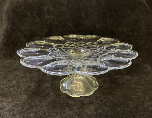 L.E. Smith Glass Cake Stand, Petal Glass, Georgian Honeycomb Design