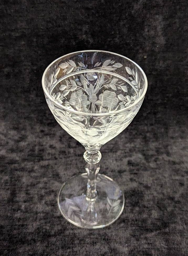 12 Gorgeous Engraved Stemmed Cocktail Glasses - Stemmed Cordial Glasses
