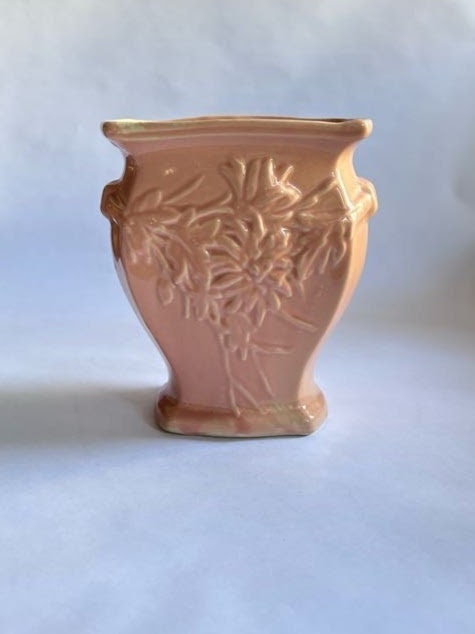 McCoy Powder Pink Chrysanthemum Vase - Vintage McCoy Vase