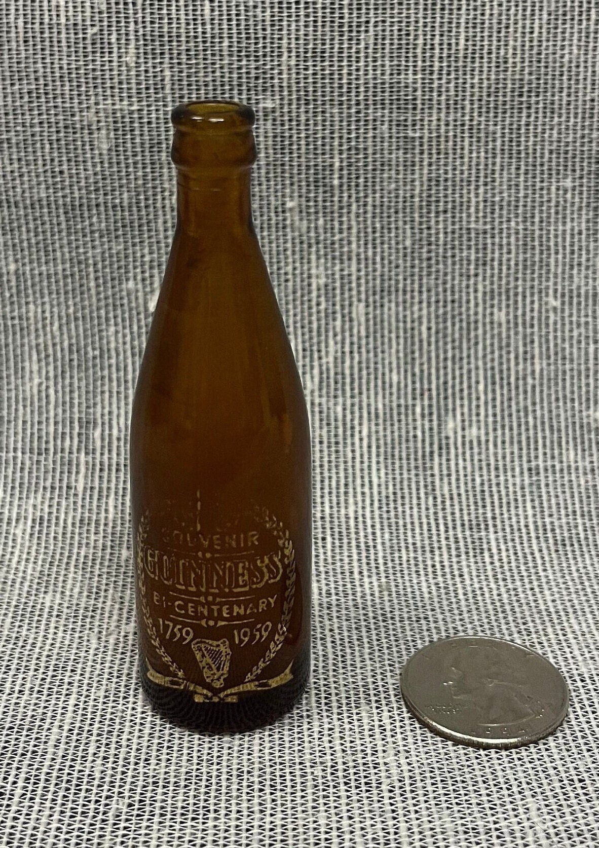 Miniature GUINNESS 200 Anniversary Souvenir Beer Bottle - Vintage 1959