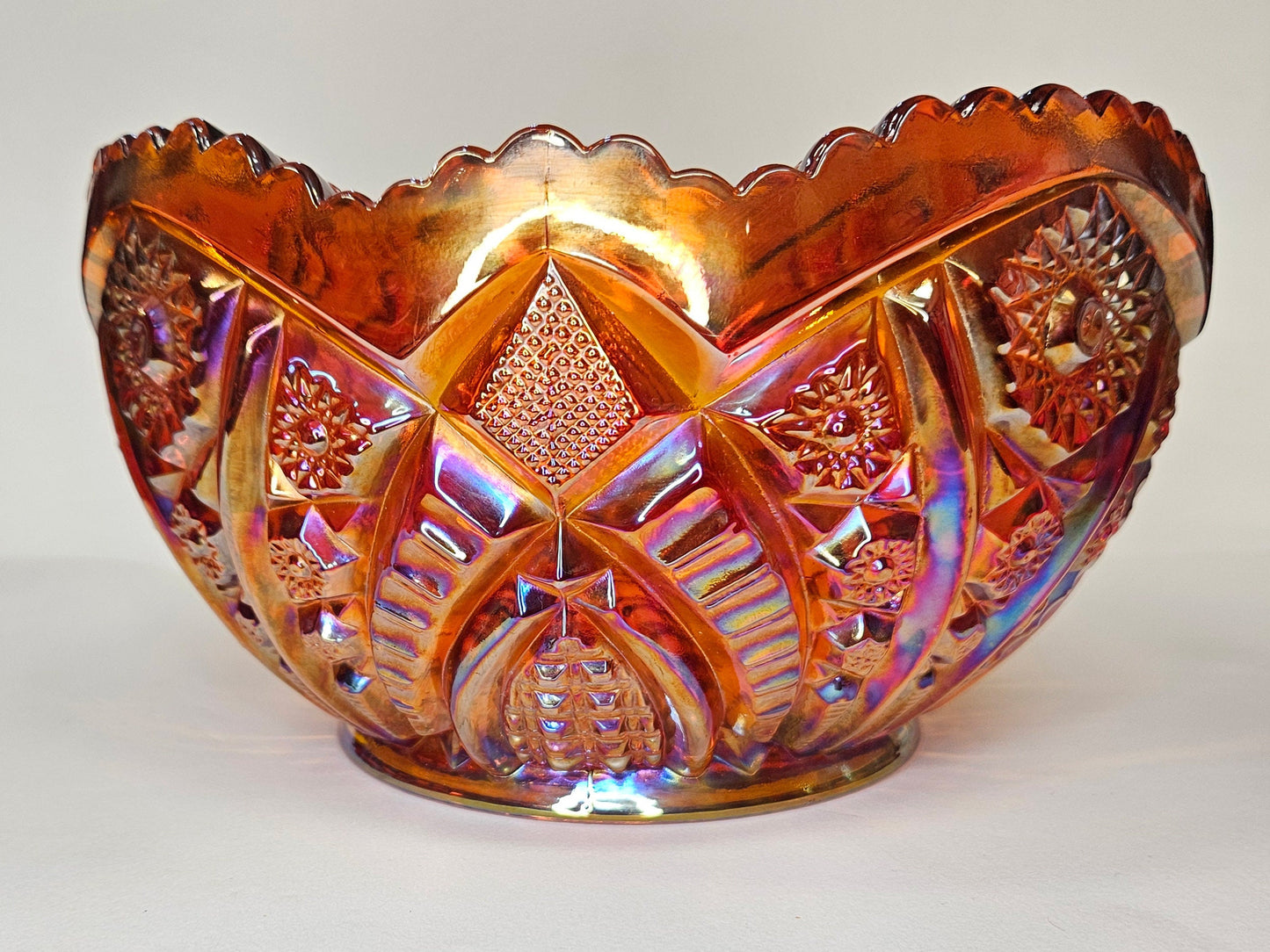 Amberina Hobstar Pattern with Saw-tooth Edge -   L. E. Smith Carnival Glass - Large 8.5" D x 5"H Carnival Glass Bowl - Beautiful Glass Bowl