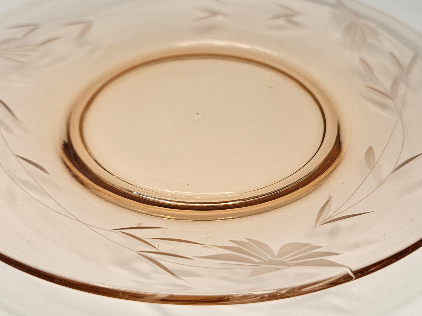 Pink Etched Depression Glass Bread Plates- Set of 5 plates -Art Deco Flower Design - Beautiful Pink Glass Dessert Plates