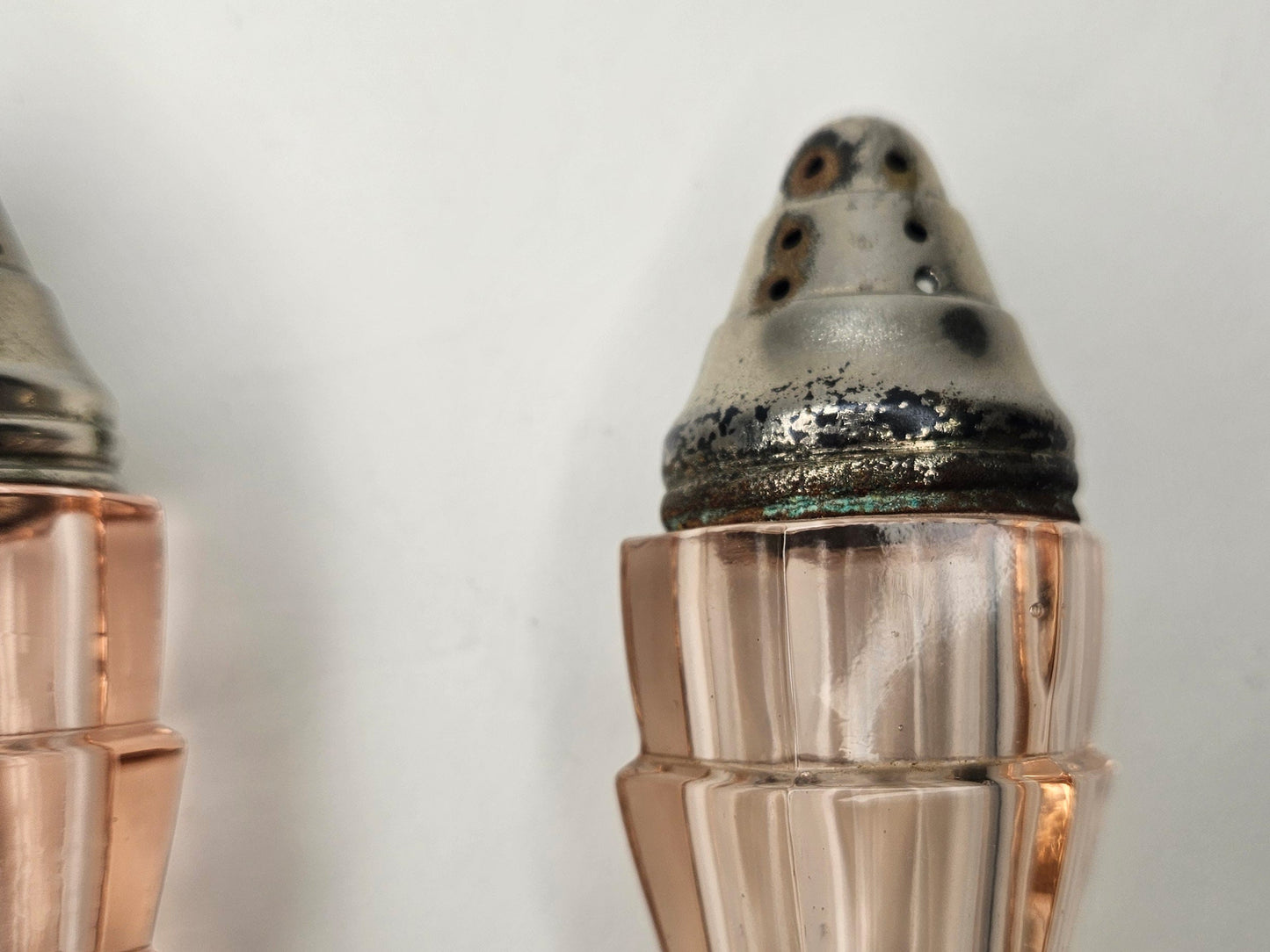 RARE Tea Room Pink Indiana Glass Footed Salt and Pepper Shakers - Pink Art Deco Depression Glass Shakers -Discontinued in 1930