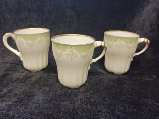 Theodore Haviland Schleiger 1061 China Espresso Size Cups - Cups with Twist Handle - Vintage 1903